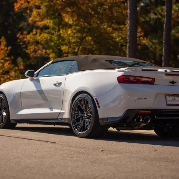 camaro-chevrolet-white