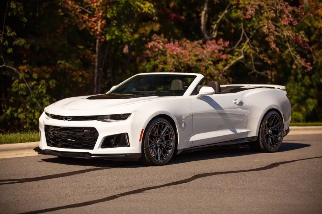 chevrolet-camaro-white